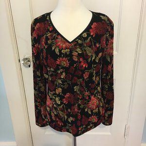 Carducci women's floral v neck print top
